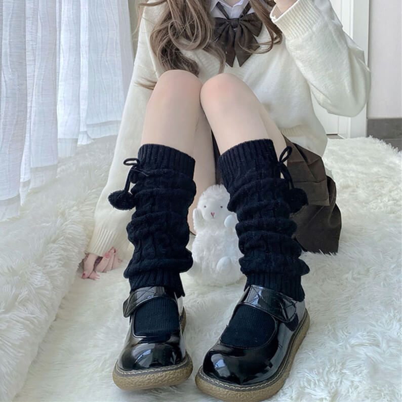 Fluffy bear melody pompon leg warmer