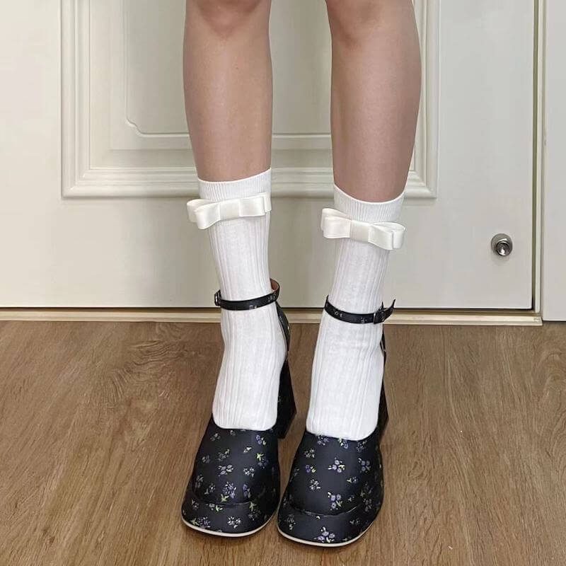Knotbow girl socks