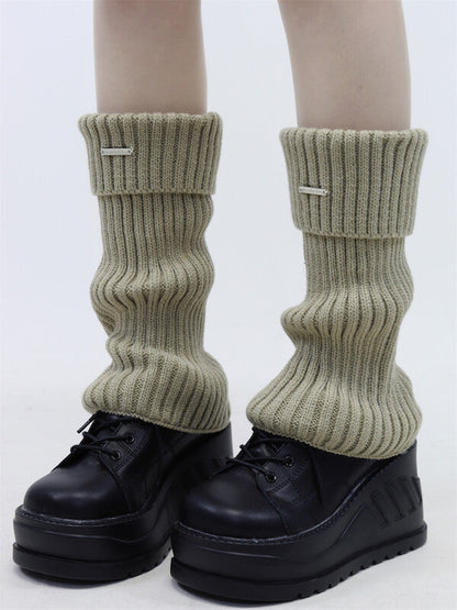 Academia label leg warmers
