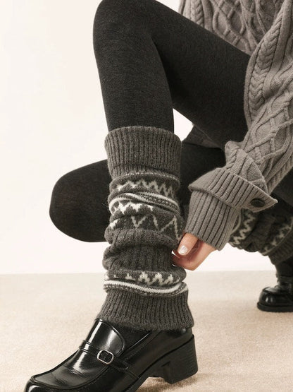 Fair Isle wavy grain warm leg warmers