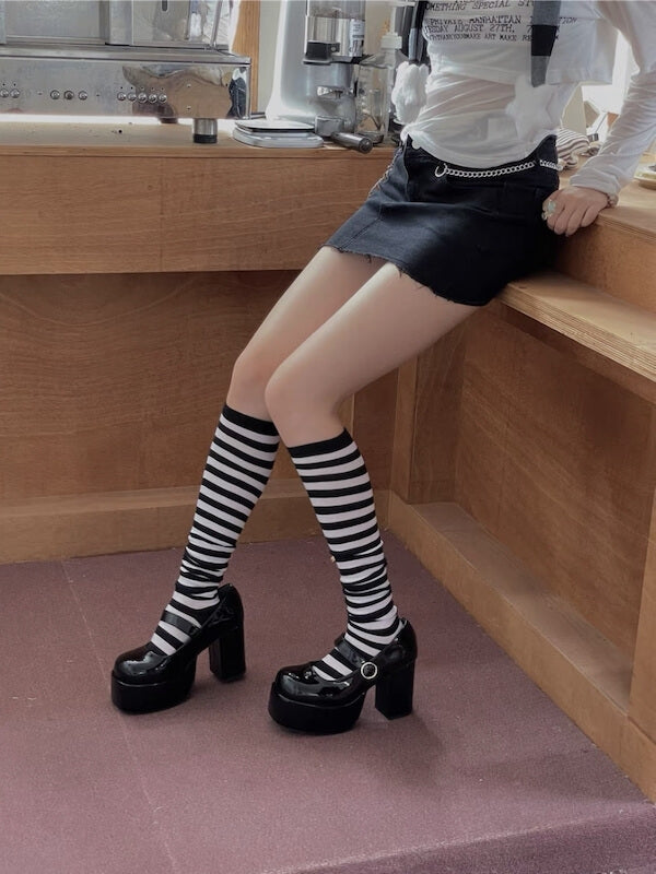 Black White - Narrow stripes