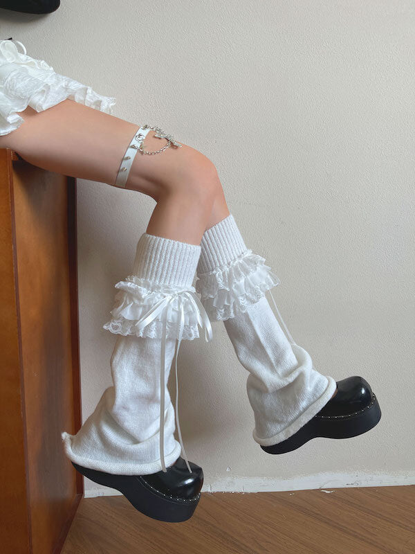 Gothic Lace Triple-Ruffle Knit Leg Warmers