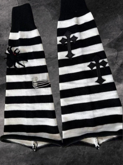Harajuku pins spider leg warmers