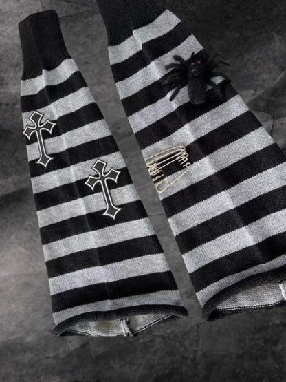 Harajuku pins spider leg warmers