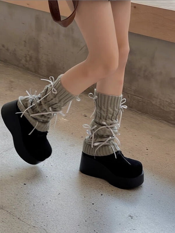 Ribbon girl leg warmers