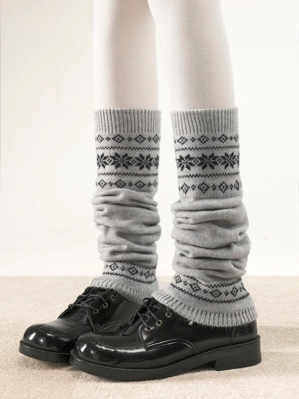 Snowflake vintage knit leg warmers