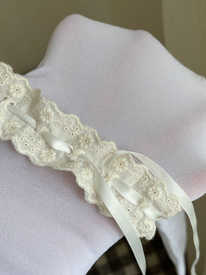 Soft cream lace ribbon garter velvet tights