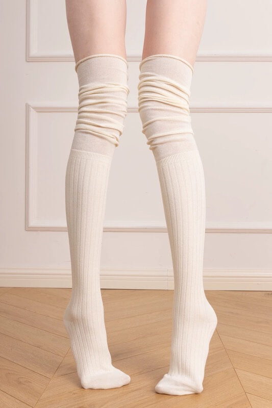 Beige White (slightly yellow)