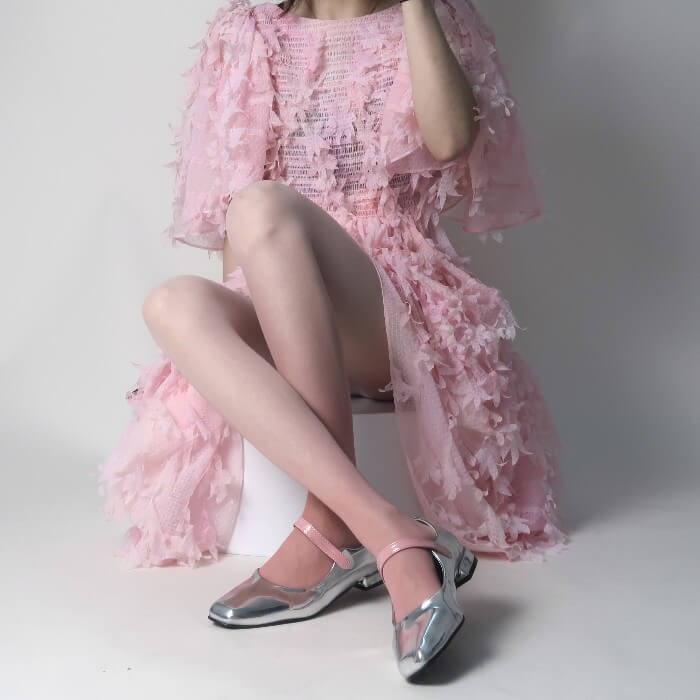 Gradient White Pink